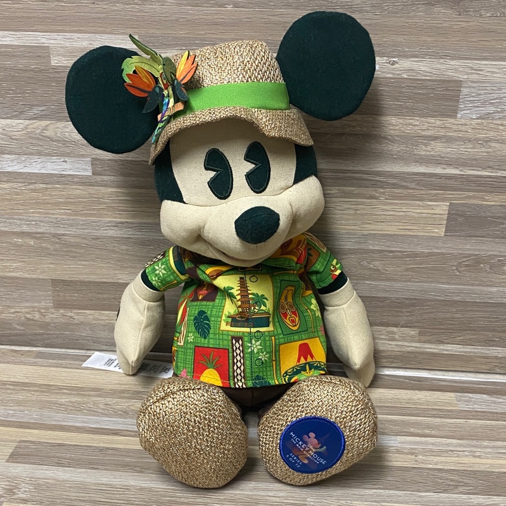 Disney Mickey Mouse Main Attraction Tiki room
